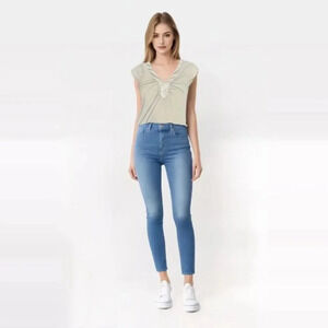 Express‎ Women's Short Sleeve V-Neck Satin Trim Blouse Top Size Small